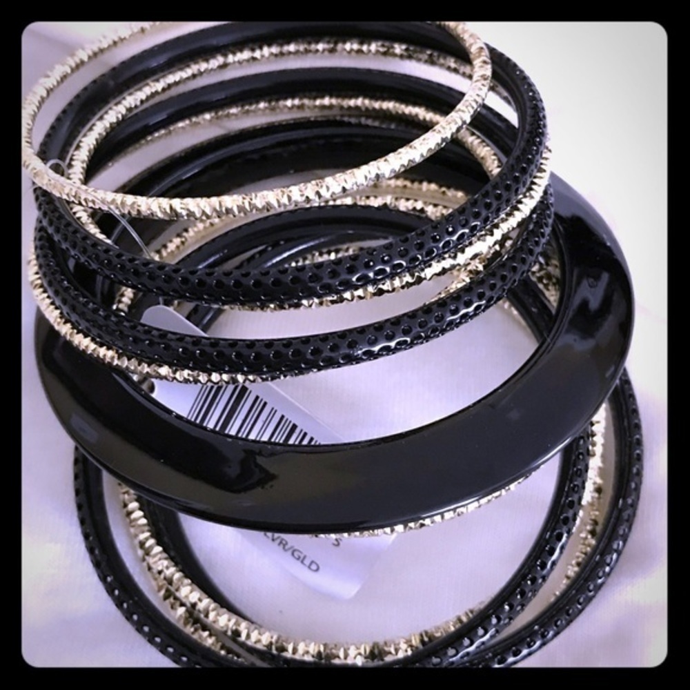 NWT Bracelets Bangle With Tag Bangle - Picture 3 of 4
